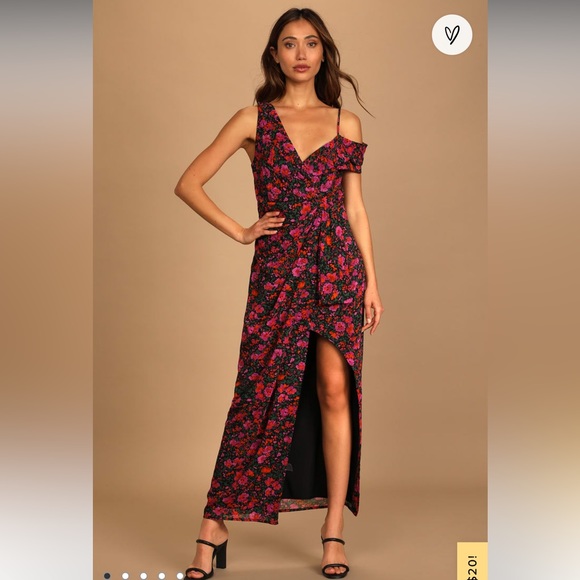 Lulu’s Floral Maxi Dress - Picture 1 of 5
